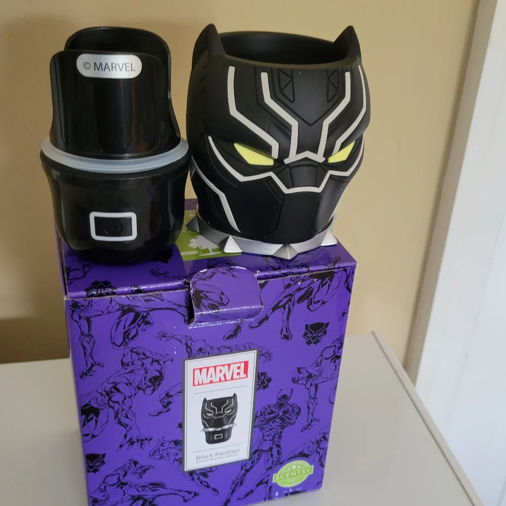 Retired Black Panther Scentsy Diffuser